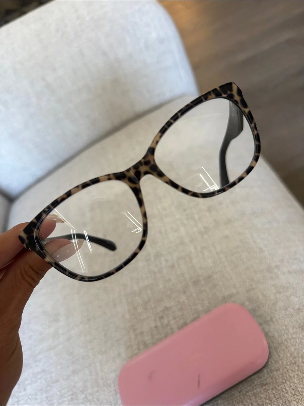 kate spade Tortoise Cat-Eye Glasses with Pink Case